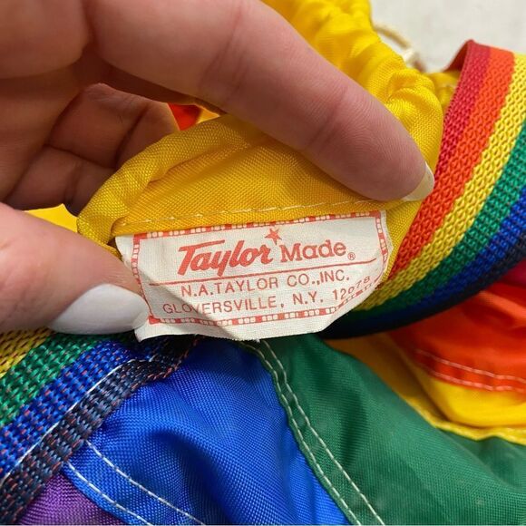 Rare Vintage Taylor Made Brand Rainbow Drawstring Bucket Tote Bag - Picture 10 of 12